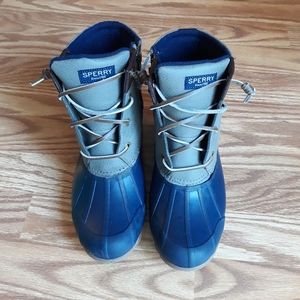 Sperry duck boots size 6